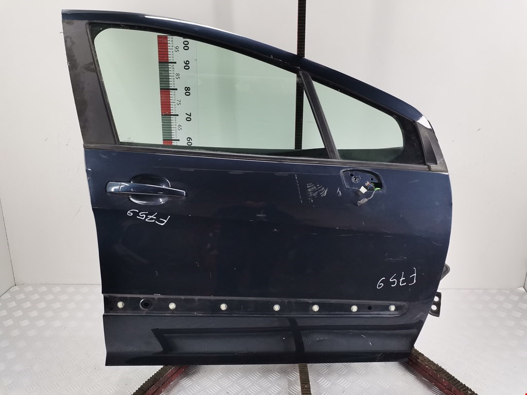 Дверь передняя правая Peugeot 308 (2007-2015)