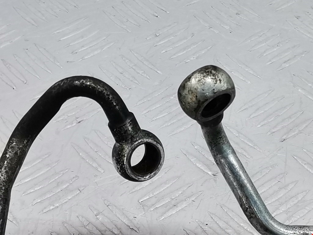 Патрубок VOLVO XC90 2002-2014