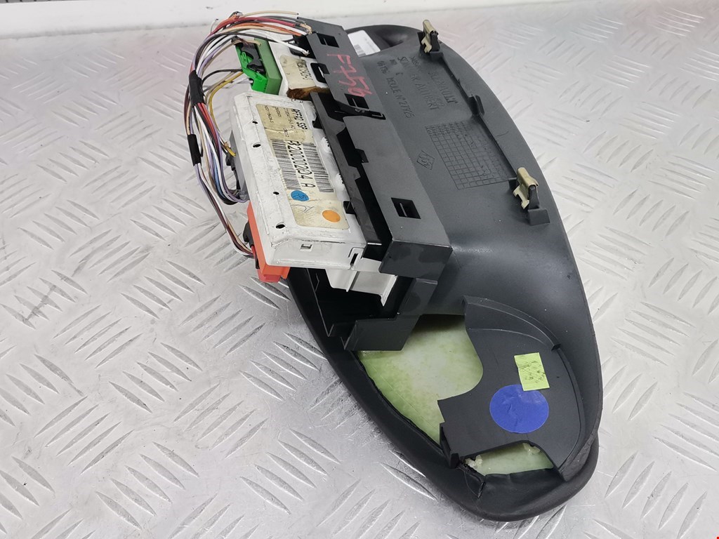 Дисплей информационный (компьютера) RENAULT Laguna 2001-2007