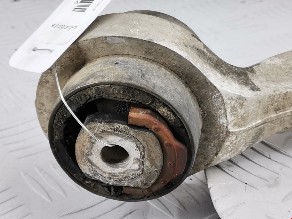 Рычаг передний правый AUDI A4 B6 2001-2005