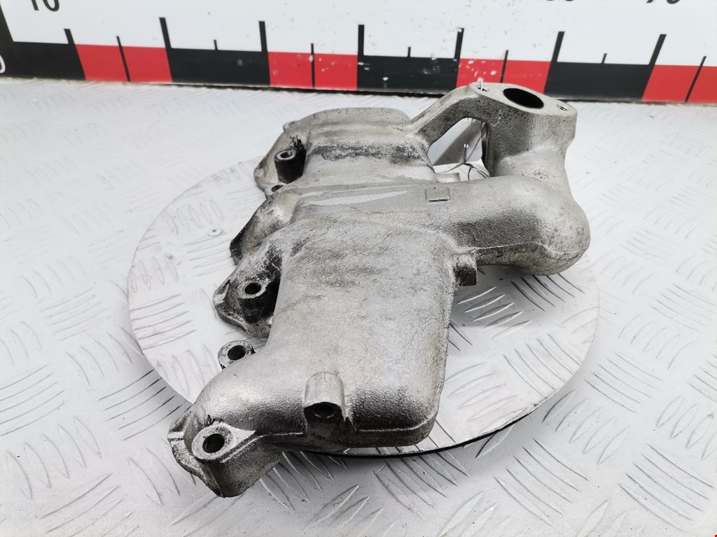 Коллектор впускной AUDI 80 B4 1991-1996