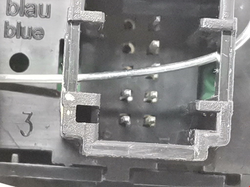 Кнопка антипробуксовочной системы BMW 3er F30/F31/F80 2011-2019