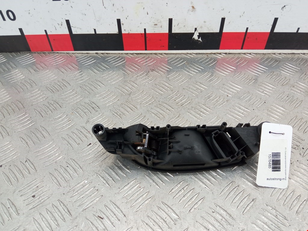 Ручка дверная передняя внутренняя левая AUDI Q7 I 2006-2015