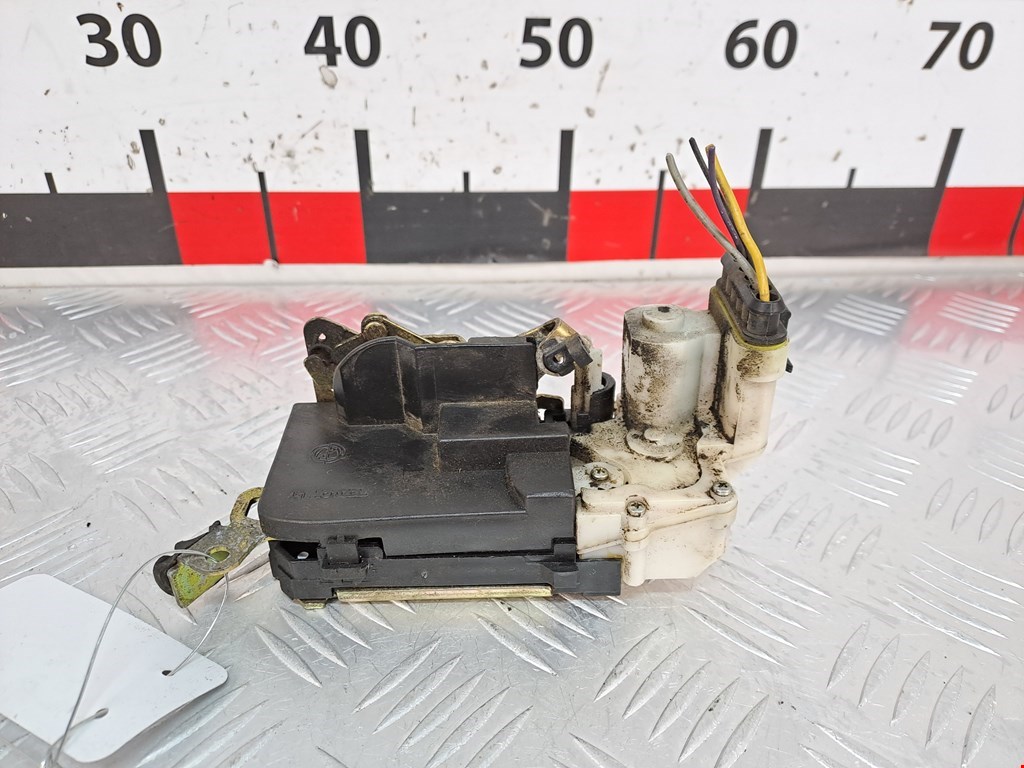 Замок двери задней правой FIAT Palio 1996-2004