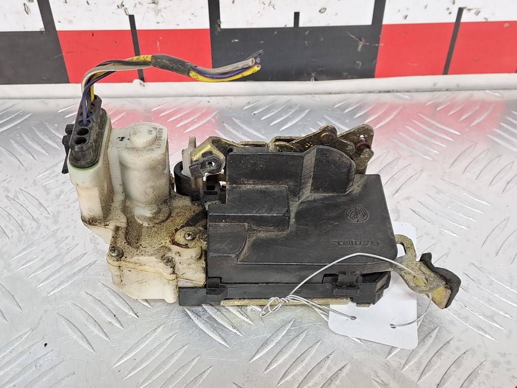 Замок двери задней левой FIAT Palio 1996-2004