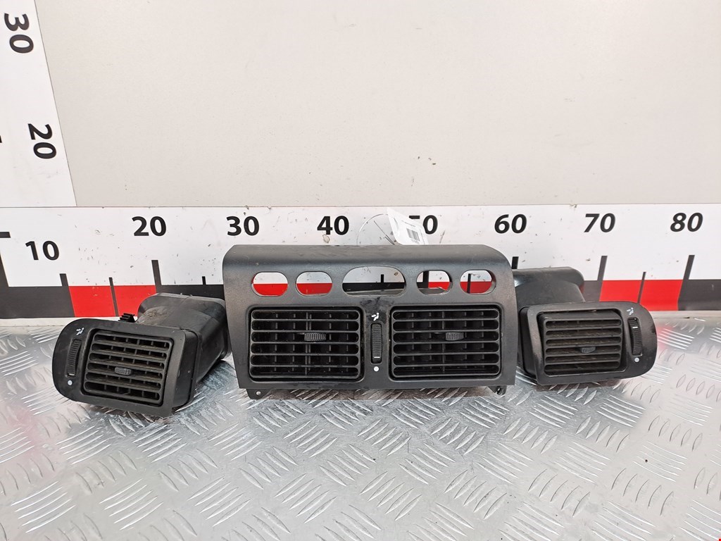 Дефлектор воздушный FIAT Palio 1996-2004