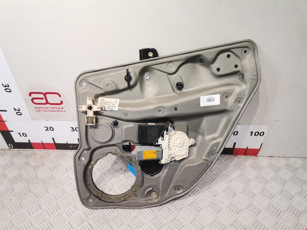 Стеклоподъемник задний правый VOLKSWAGEN Bora 1998-2005