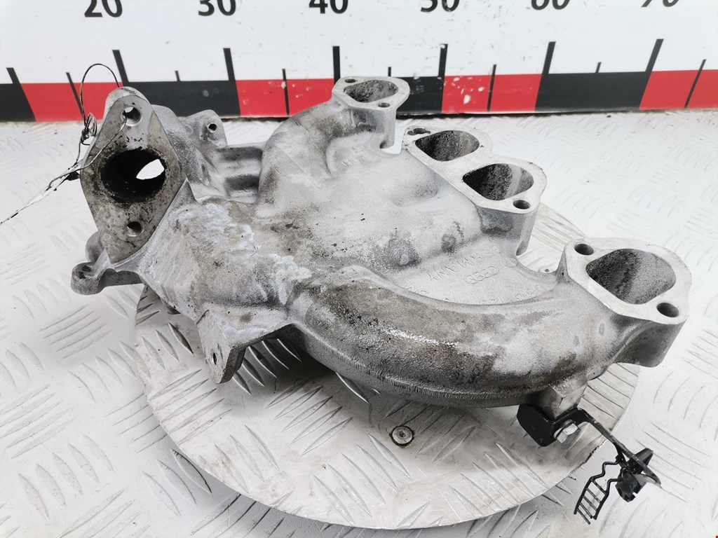 Коллектор впускной AUDI A4 B6 2001-2005