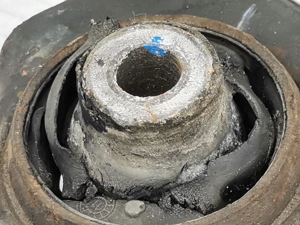 Рычаг передний правый VOLKSWAGEN Jetta VI 2011-2017