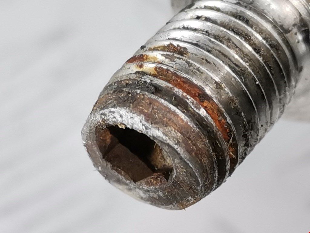 Рычаг передний правый AUDI A4 B5 1995-2001