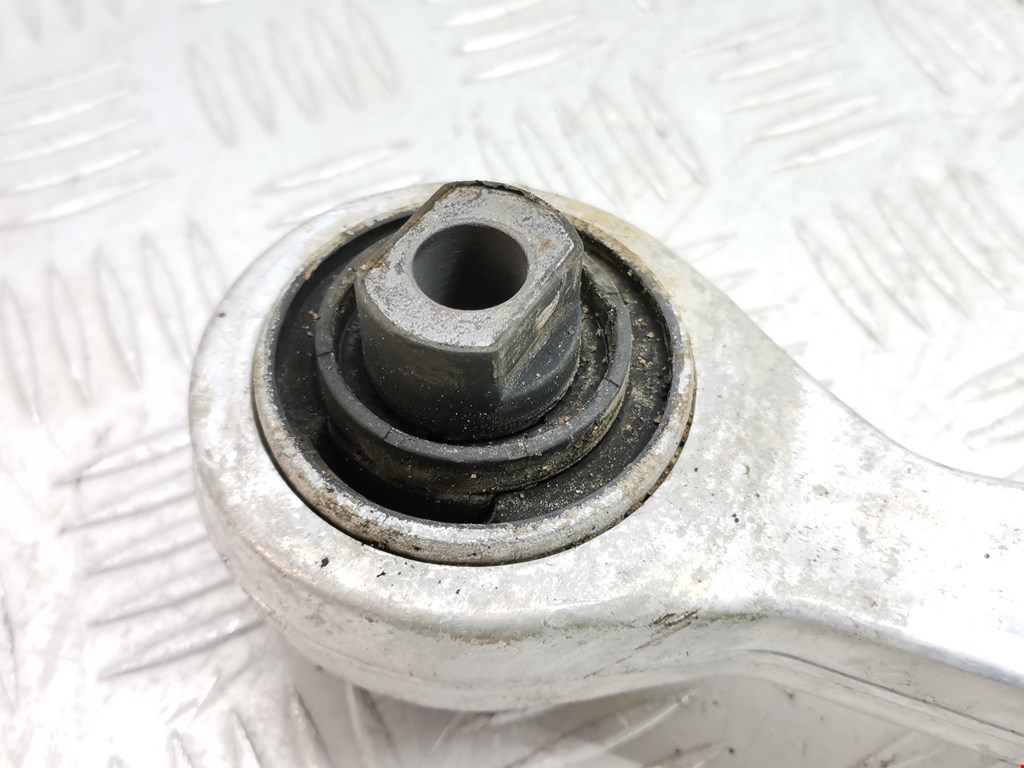 Рычаг передний правый AUDI A4 B5 1995-2001