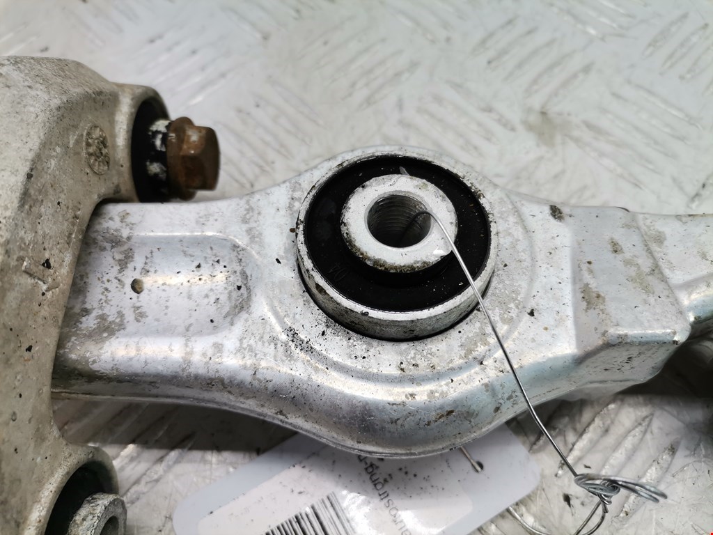 Рычаг передний правый AUDI A4 B5 1995-2001