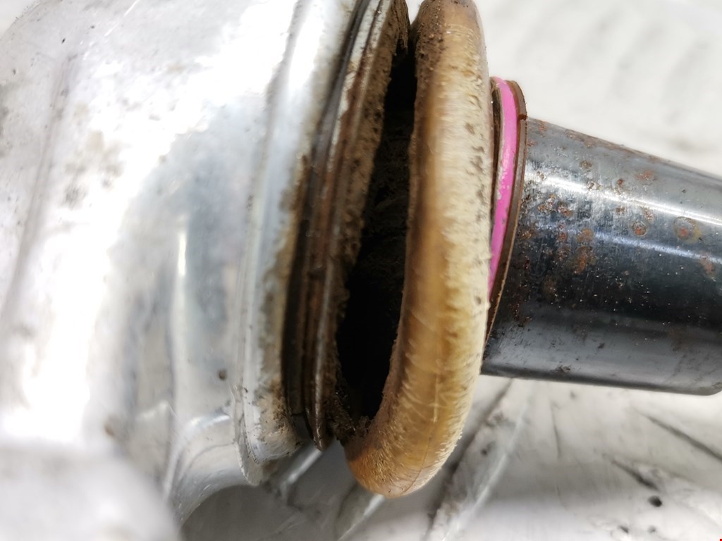 Рычаг передний правый AUDI A4 B5 1995-2001