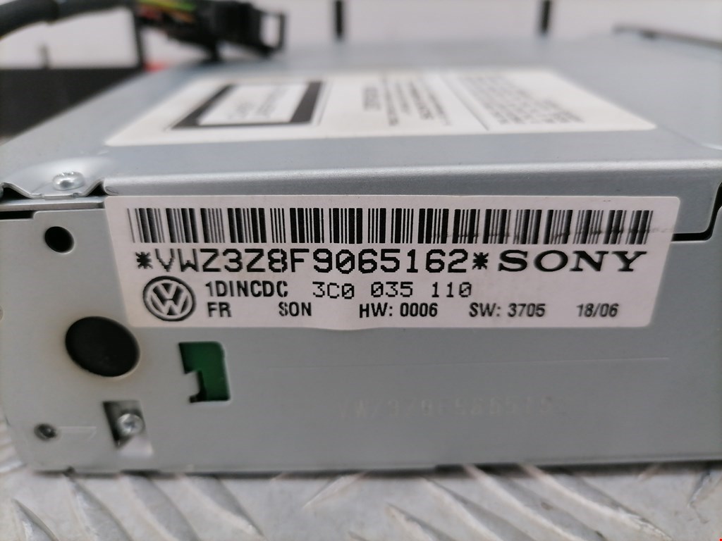 Ченджер компакт дисков VOLKSWAGEN Passat B6 2005-2011