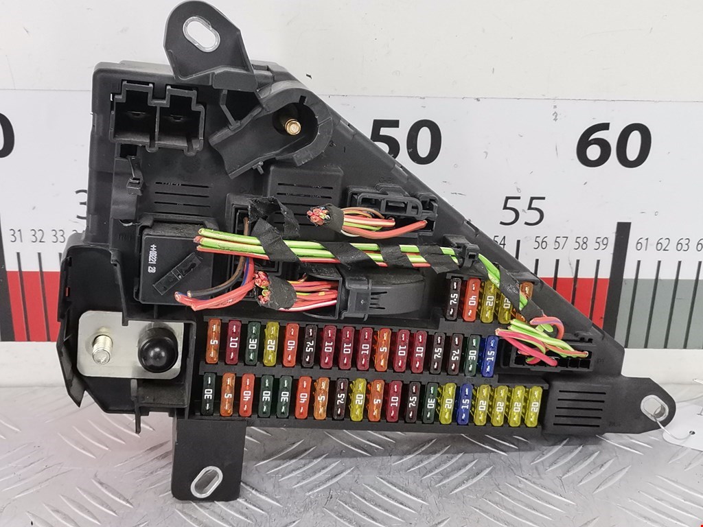 Датчик уровня в бачок омывателя BMW 5er 5 серия E60/E61 2003-2010