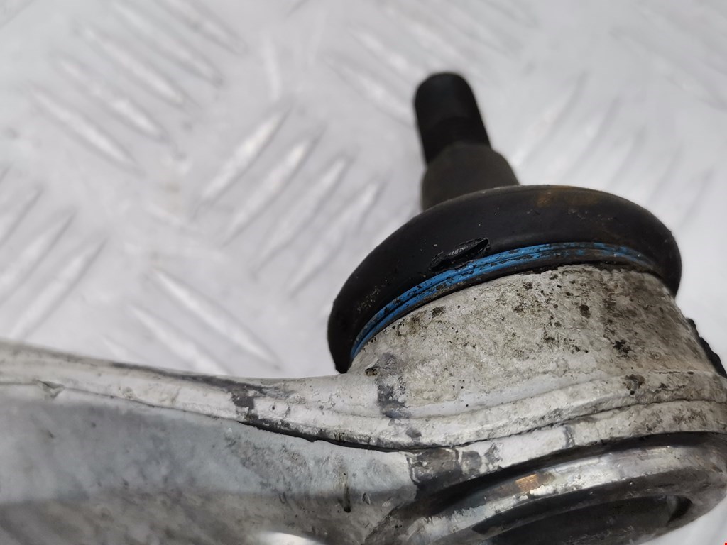 Рычаг передний правый AUDI A4 B5 1995-2001