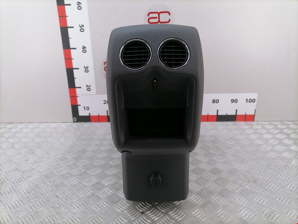 Подлокотник в салон PEUGEOT Partner 2008-2018