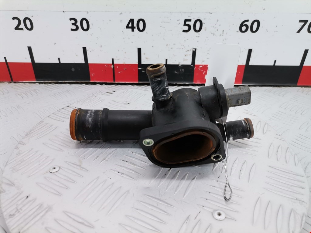 Тройник системы охлаждения VOLKSWAGEN Caddy III 2004-2015