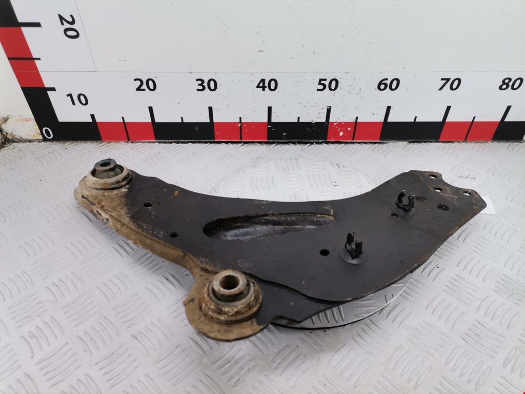 Рычаг передний левый RENAULT Trafic II 2001-2014