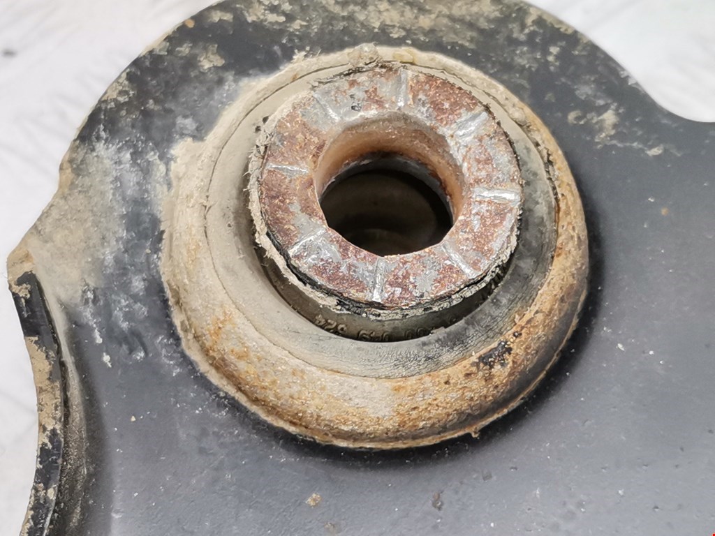 Рычаг передний левый RENAULT Trafic II 2001-2014