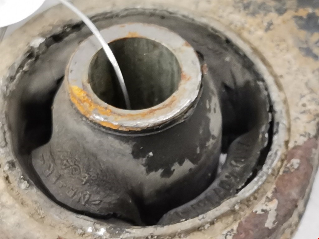 Рычаг передний правый FORD Galaxy 1995-2005