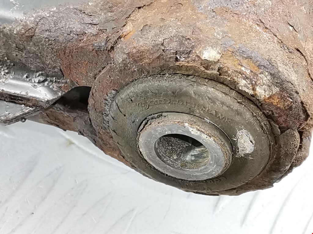 Рычаг передний правый AUDI A3 8L 1996-2003