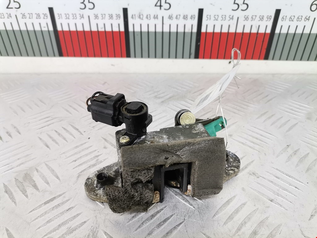 Замок багажника (крышки двери) CHRYSLER PT Cruser 2000-2010