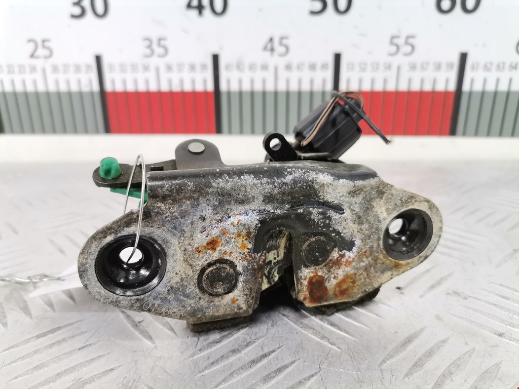 Замок багажника (крышки двери) CHRYSLER PT Cruser 2000-2010