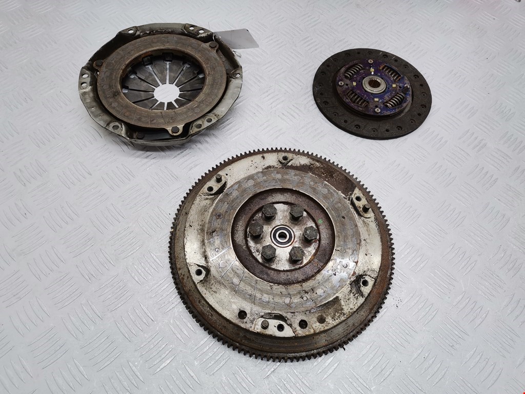 Маховик (демпфер сцепления) OPEL Agila A 2000-2007