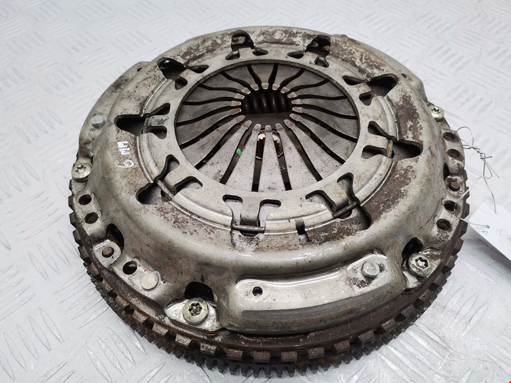 Маховик (демпфер сцепления) CITROEN Xsara 1997-2000