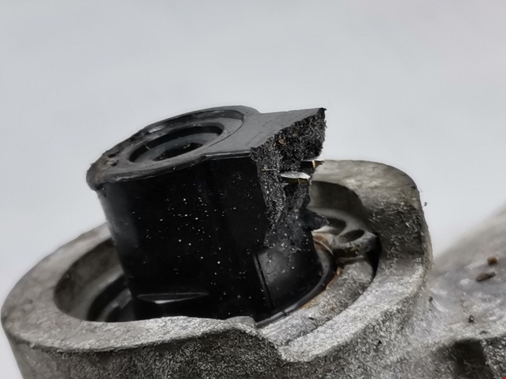 Компрессор кондиционера (системы кондиционирования) FORD Focus III 2011-2019