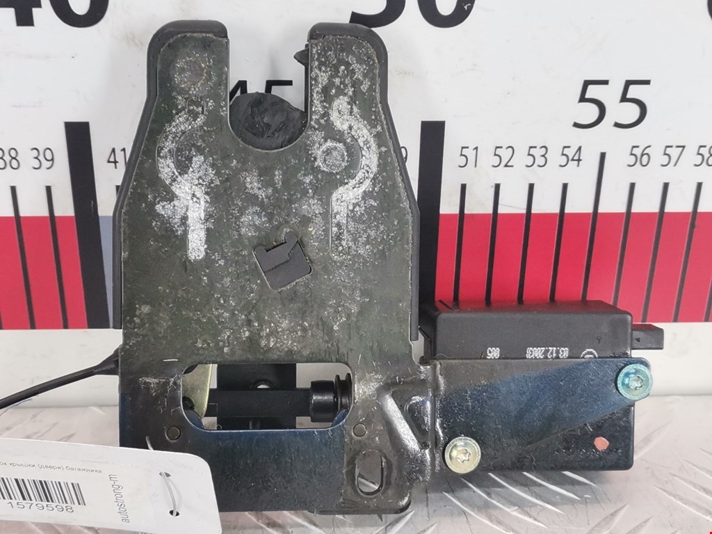 Замок багажника (крышки двери) BMW 5er 5 серия E39 1995-2004