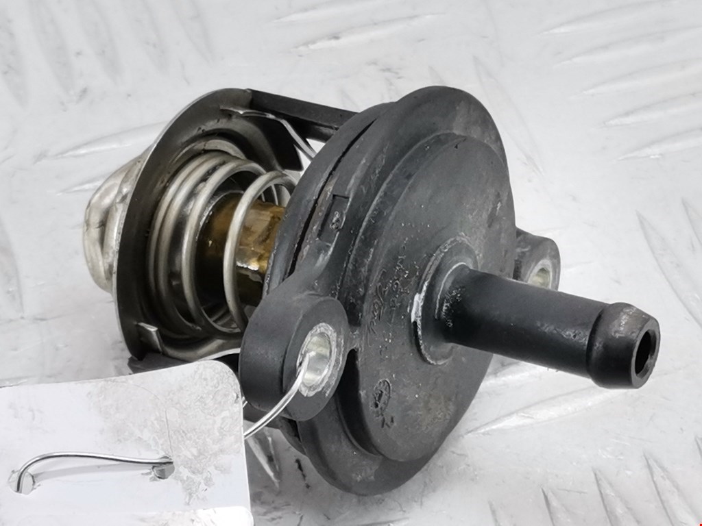 Корпус термостата FORD Focus III 2011-2019