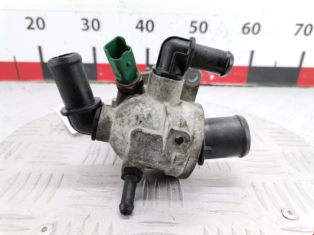 Корпус термостата FIAT Grande Punto 2005-2009