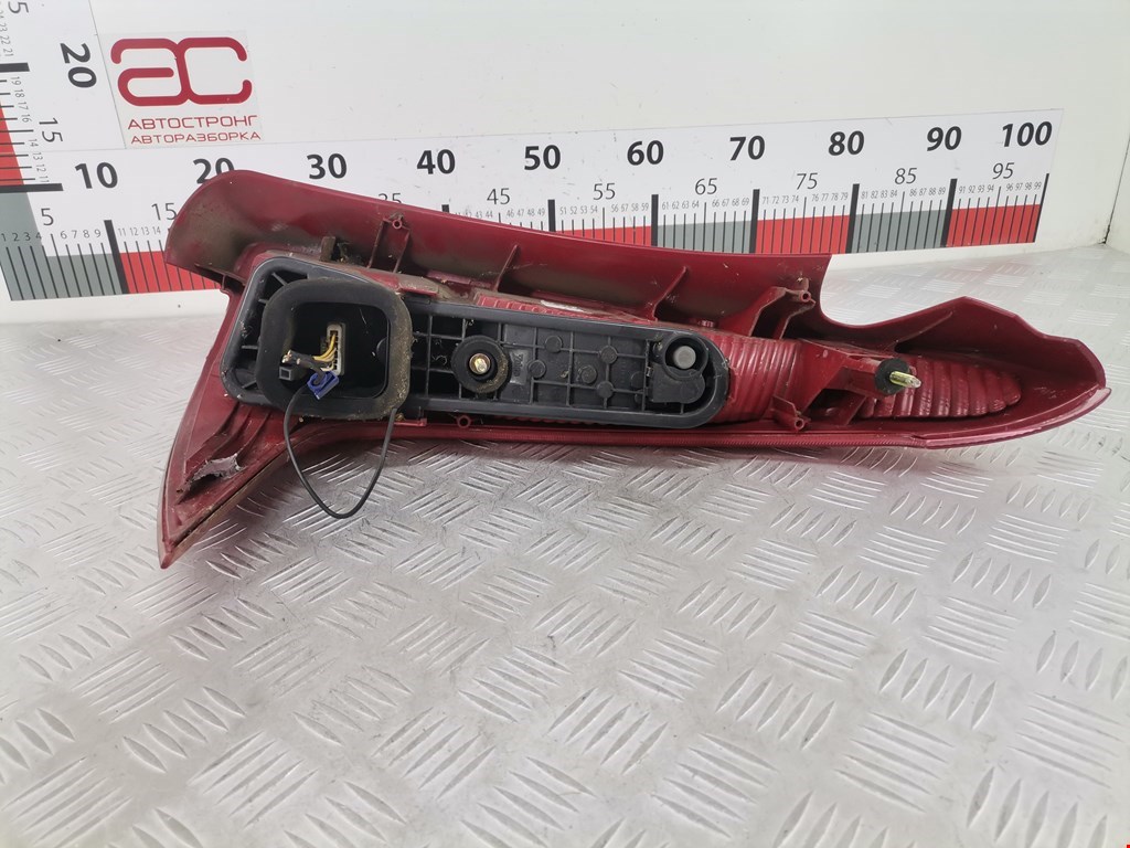 Фонарь задний левый PEUGEOT 206 1998-2012