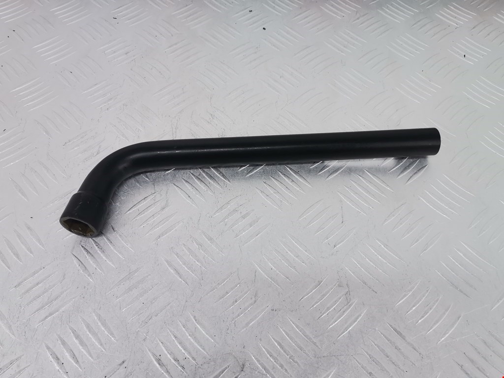 Ключ балонный SAAB 9-3 1998-2002