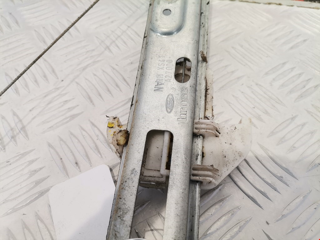 Стеклоподъемник задний правый FORD Focus I 1998-2005