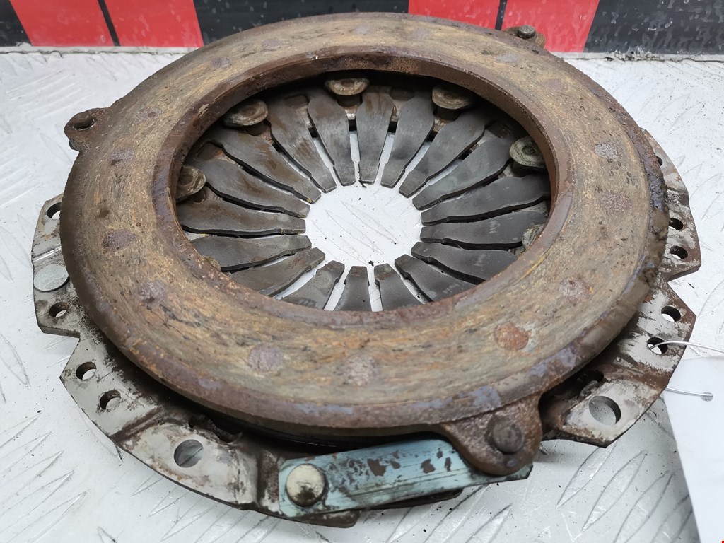 Маховик (демпфер сцепления) OPEL Corsa C 2000-2006