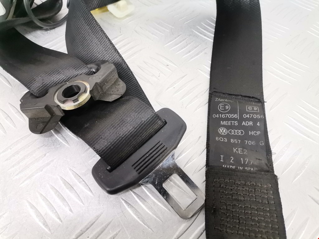 Ремень безопасности передний правый VOLKSWAGEN Polo IV 2001-2009