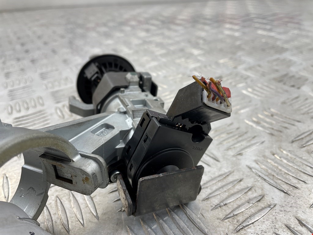 Замок зажигания OPEL Meriva B 2010-2018