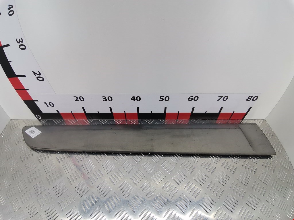 Накладка декоративная (молдинг) двери задней правой Renault Espace 4 (2002-2014)