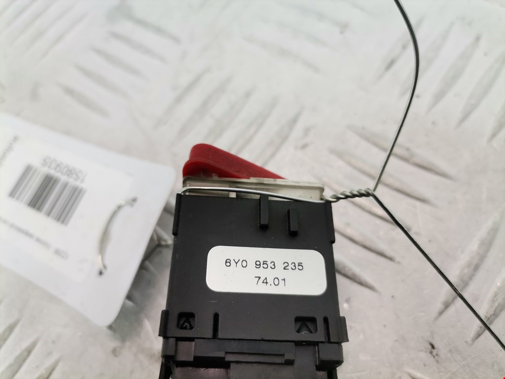 Кнопка аварийной сигнализации (аварийки) SKODA Fabia MK1 1999-2006