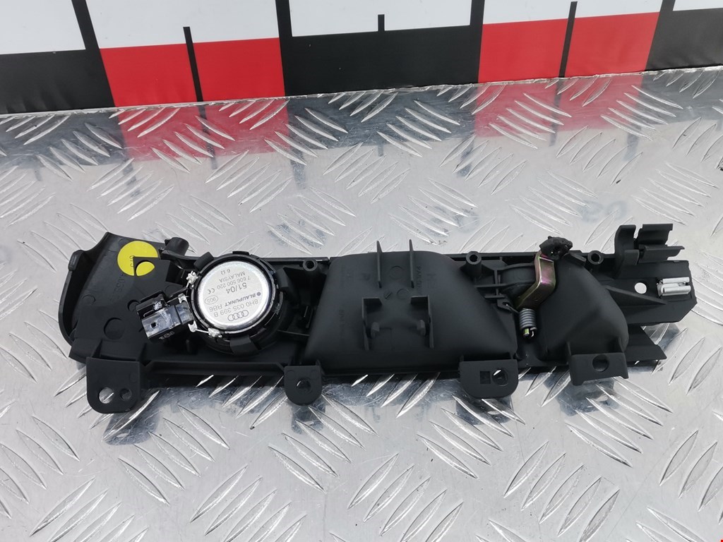 Ручка дверная задняя внутренняя правая AUDI A3 8P 2003-2013