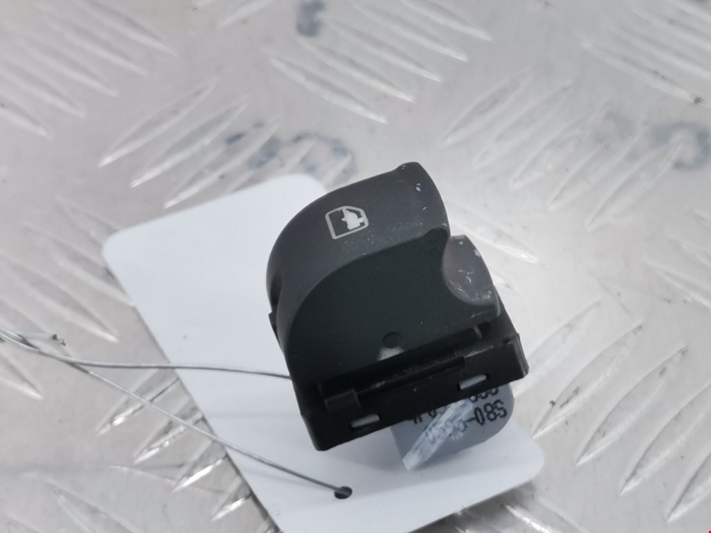 Кнопка стеклоподъемника AUDI A3 8P 2003-2013