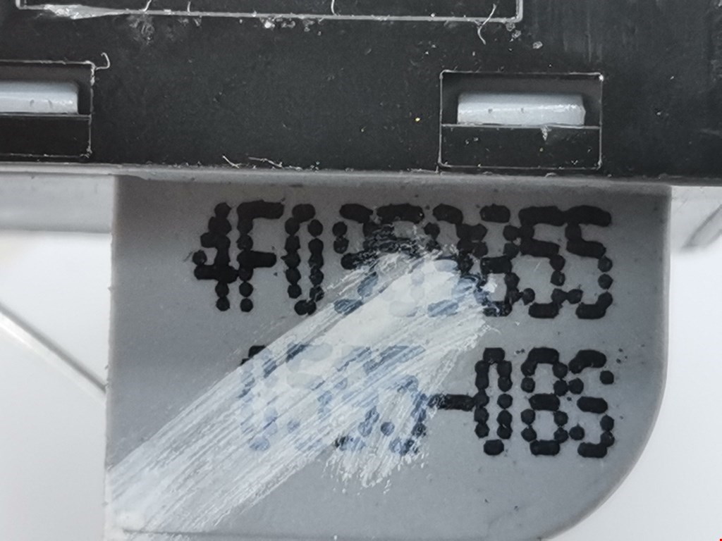 Кнопка стеклоподъемника AUDI A3 8P 2003-2013