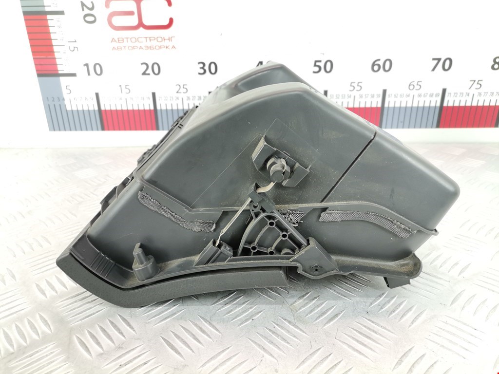 Бардачок VOLKSWAGEN Polo IV 2001-2009