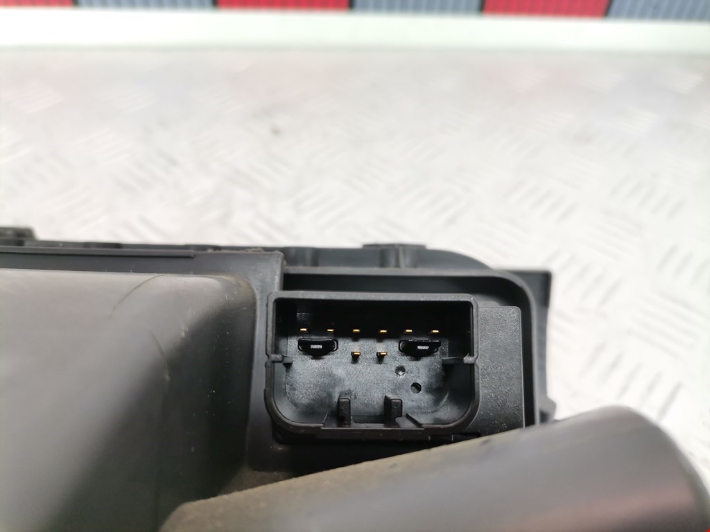 Бардачок VOLKSWAGEN Polo IV 2001-2009