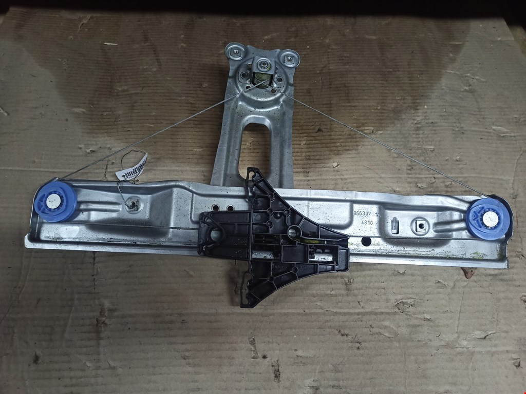 Стеклоподъемник задний правый OPEL Insignia 2008-2017