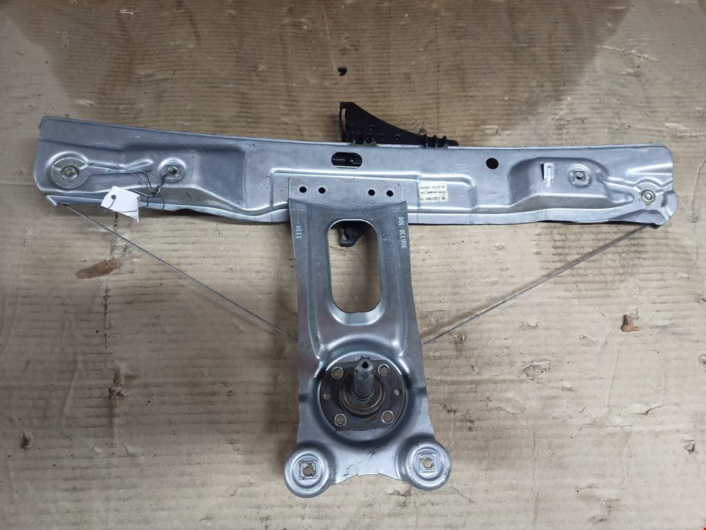 Стеклоподъемник задний правый OPEL Insignia 2008-2017