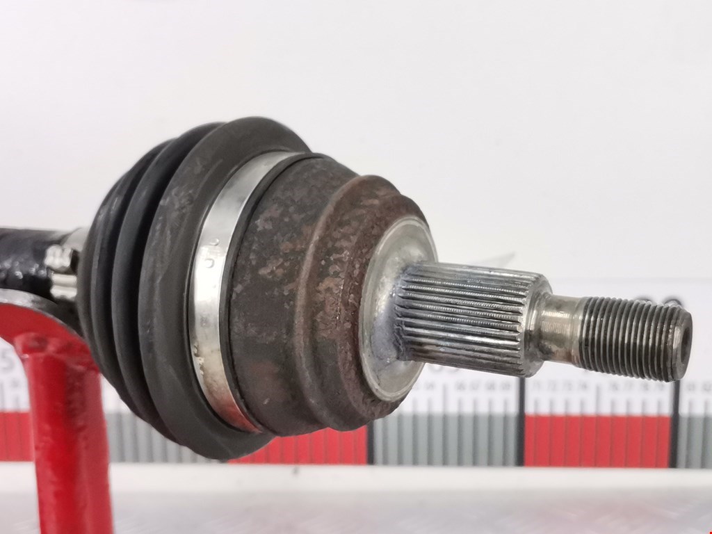 Полуось (привод, приводной вал) передняя левая SKODA Octavia A4 1U- 1997-2010